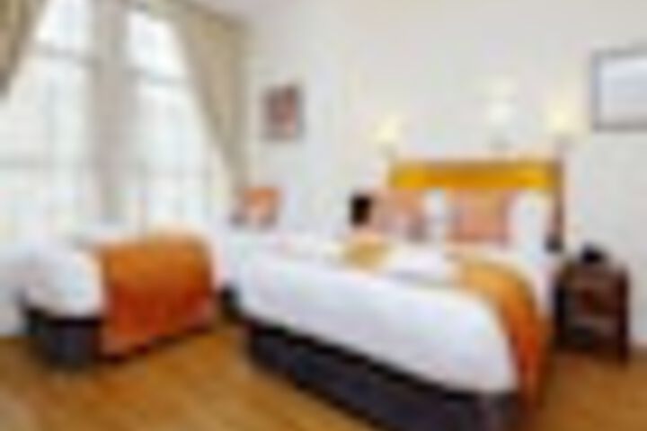 Room 74 of 171