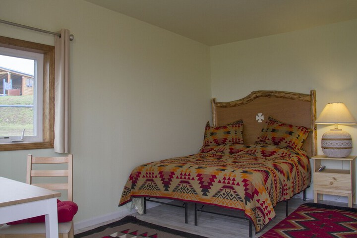 Room 6 of 15
