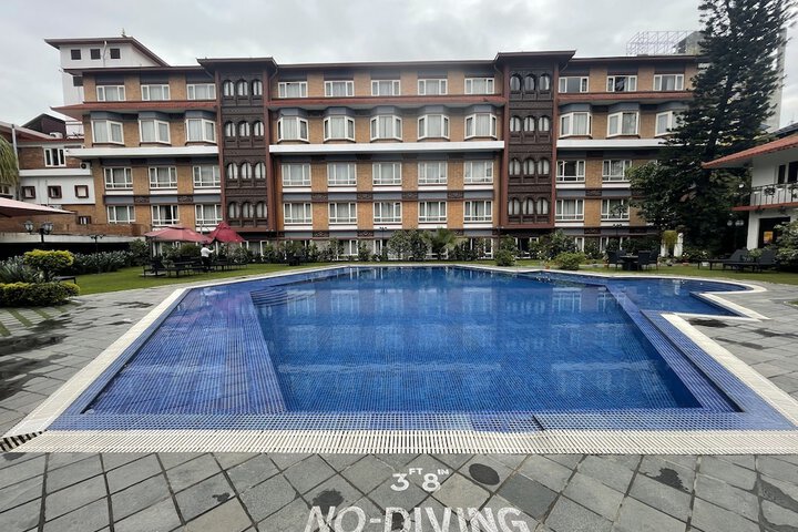 Pool 73 of 191