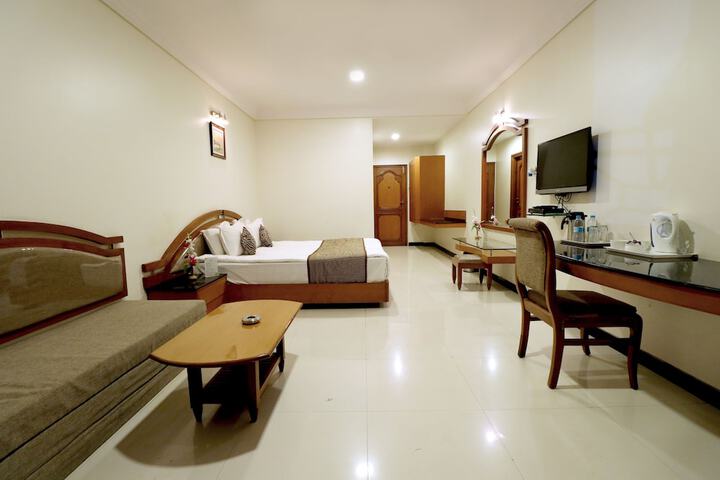 Room 9 of 72
