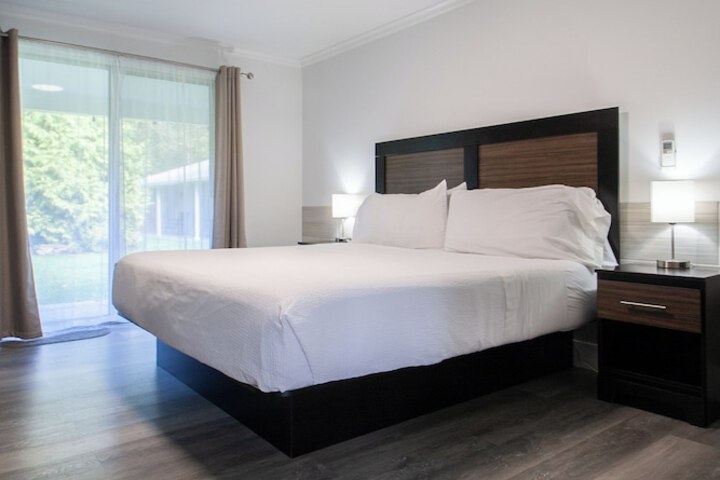 Room 42 of 125