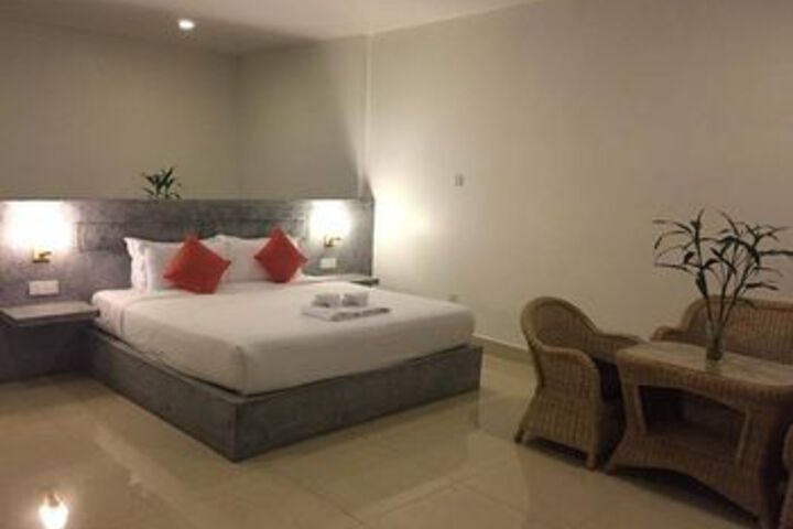 Room 121 of 142