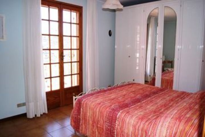 Room 35 of 97