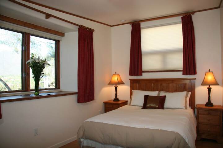 Room 10 of 81