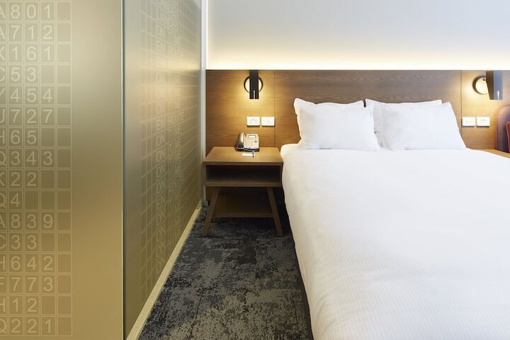 Room 10 of 57