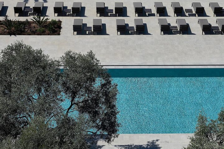 Pool 125 of 182