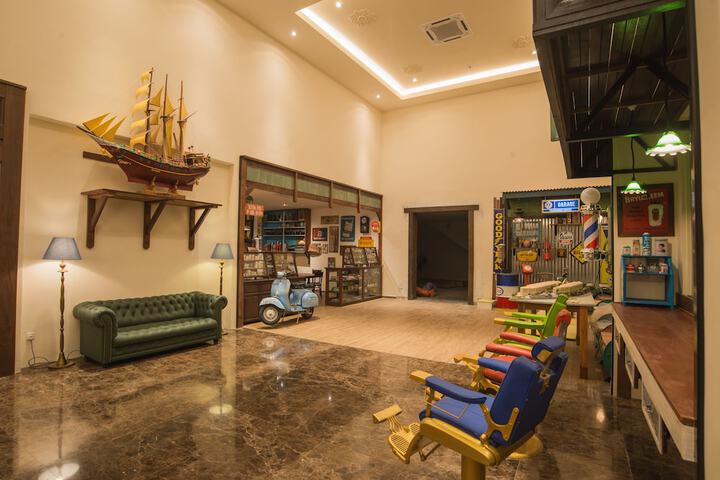Guest Lobby