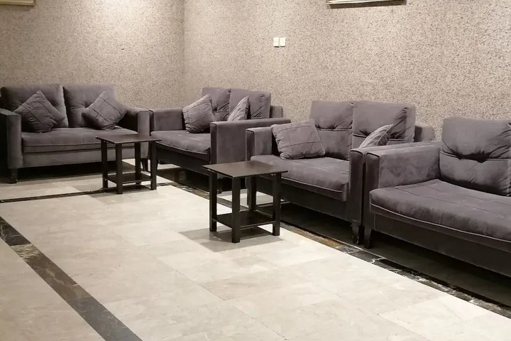 Room 10 of 10