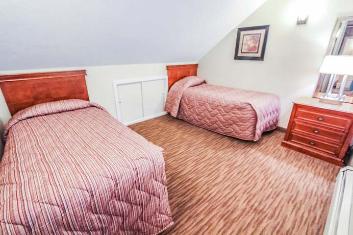 Room 12 of 86