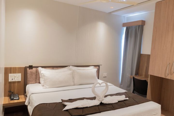 Room 15 of 21