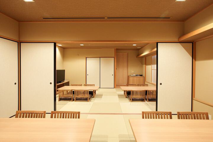 Room 12 of 137