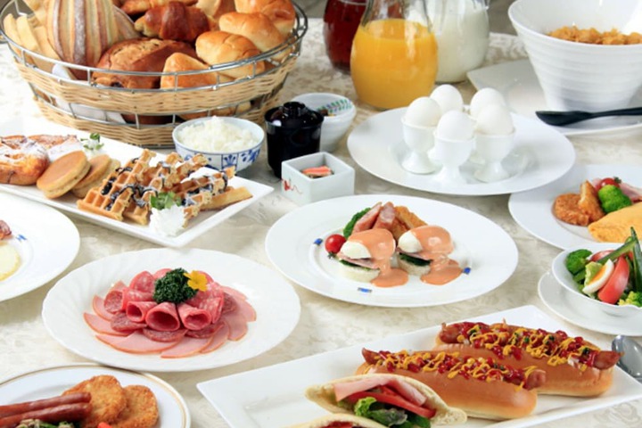 Dining Photos