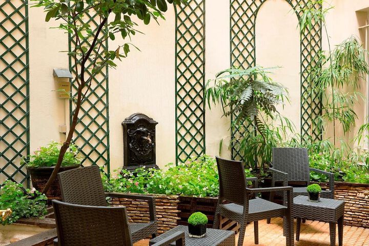 Terrace/Patio 58 of 59