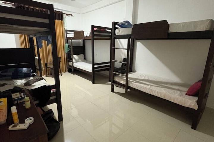 Room 4 of 52