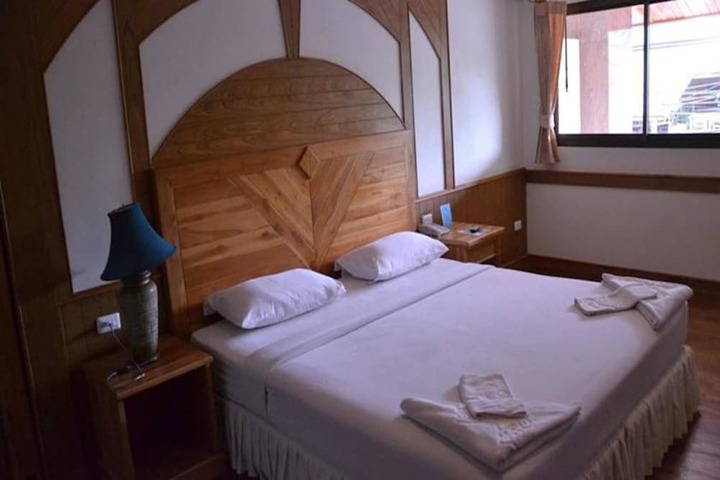 Room 5 of 58