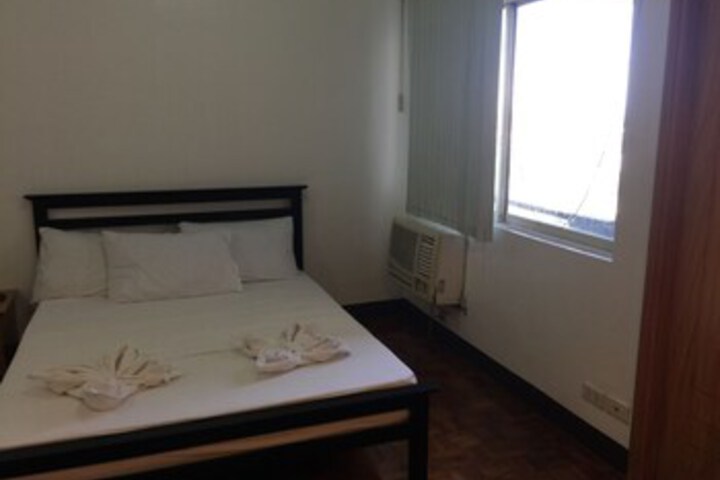Room 49 of 103