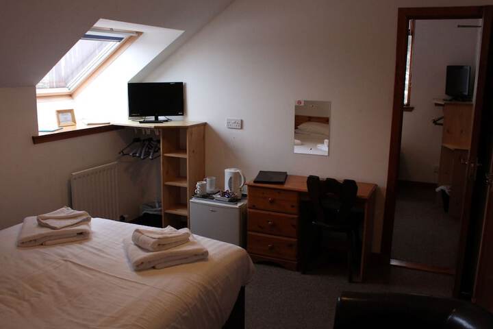 Room 14 of 112