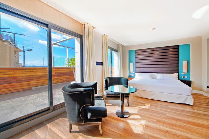 Room 10 of 91