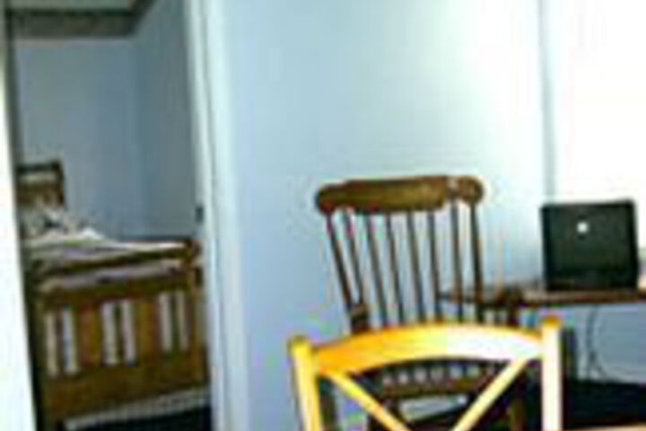 Room 6 of 19