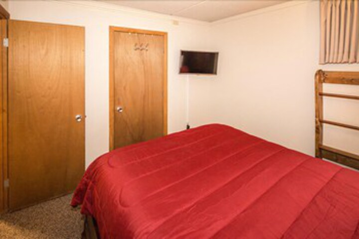 Room 12 of 13