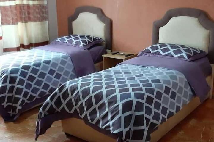 Room 5 of 7
