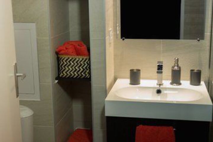 Room 5 of 21
