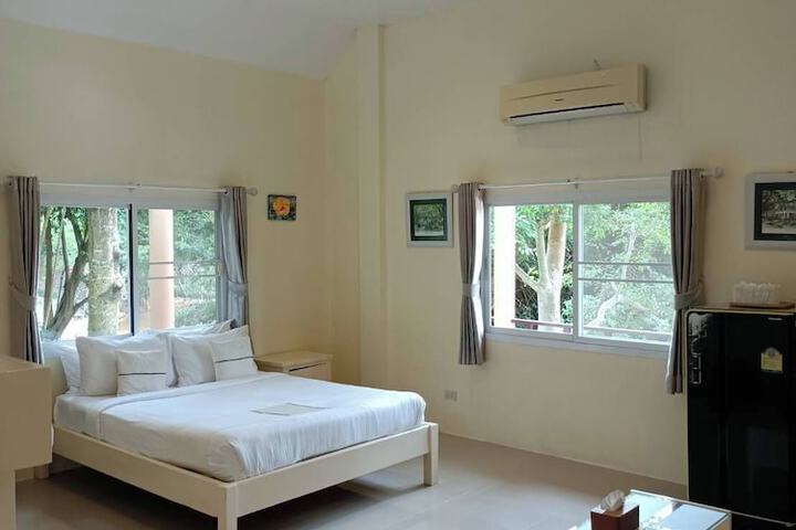 Room 29 of 96