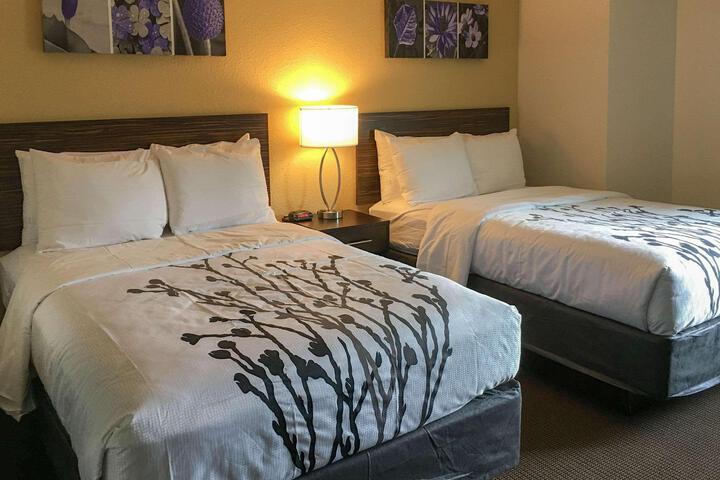2 Double Beds (2 of 6)