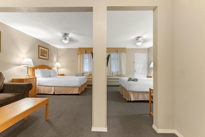 Room 40 of 105