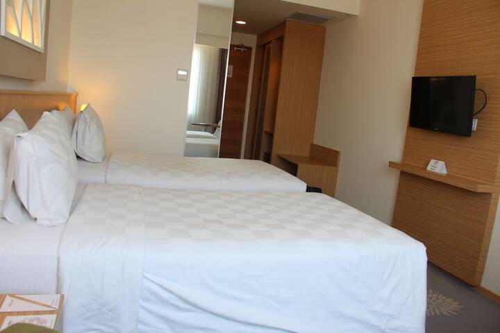 Room 18 of 68