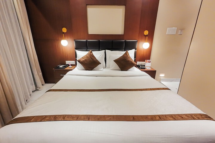 Room 113 of 161