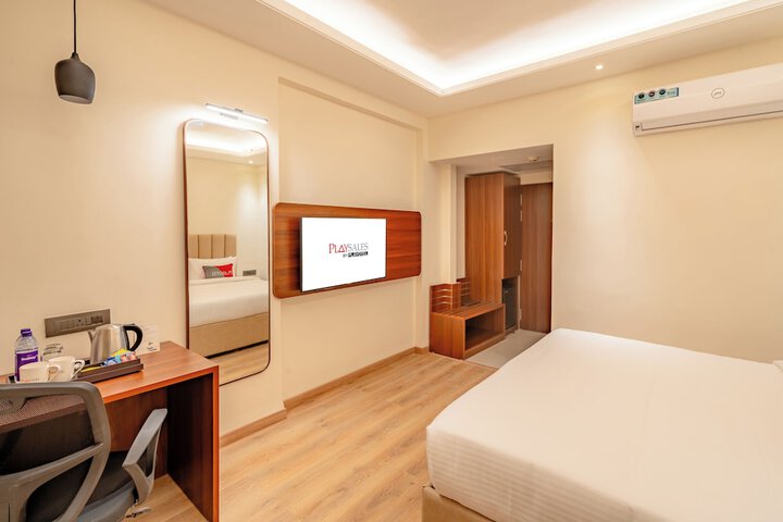 Room 7 of 17