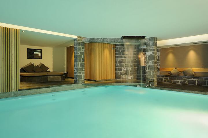Pool 42 of 59