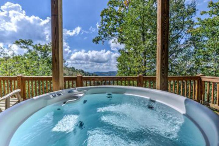 Valley View Cabin in Mars Hill, NC