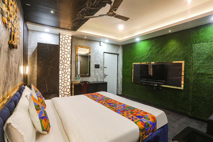Room 7 of 29