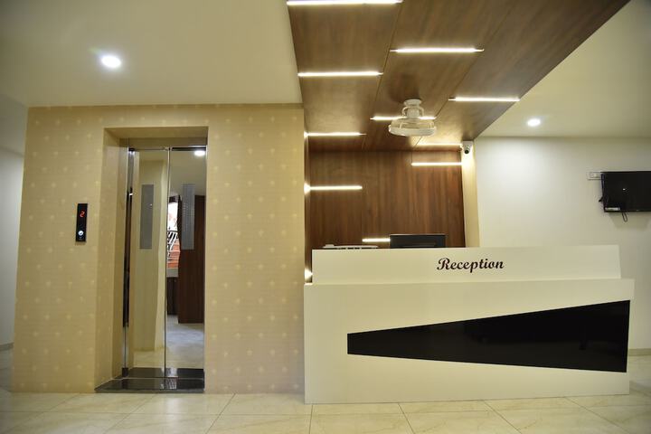Hotel Interior 5 of 18