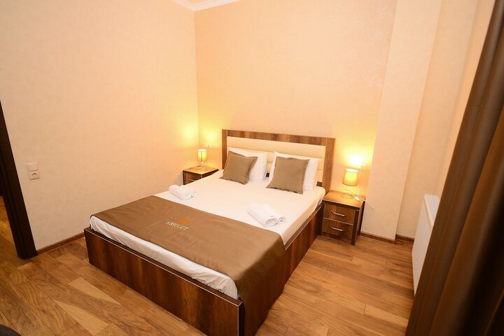 Room 4 of 59