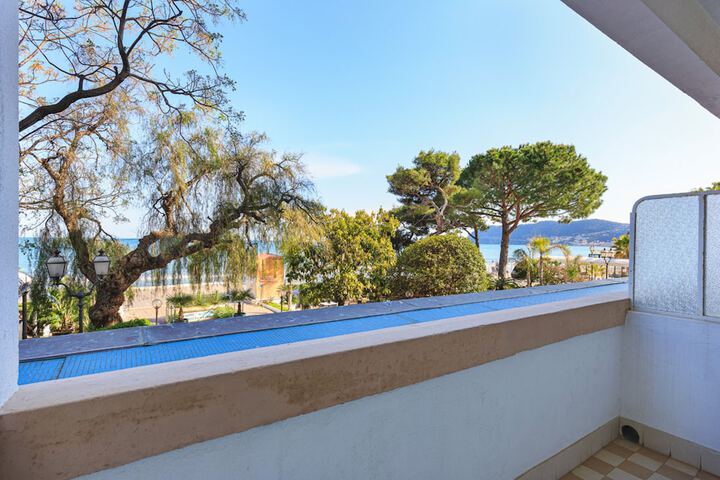 Terrace/Patio 136 of 140