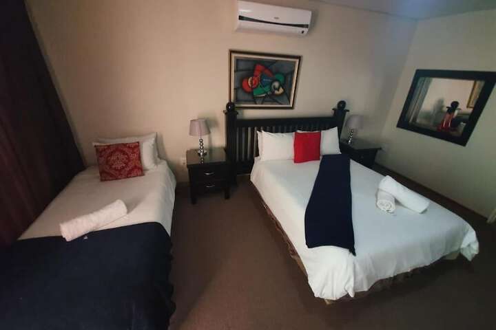 Room 7 of 48