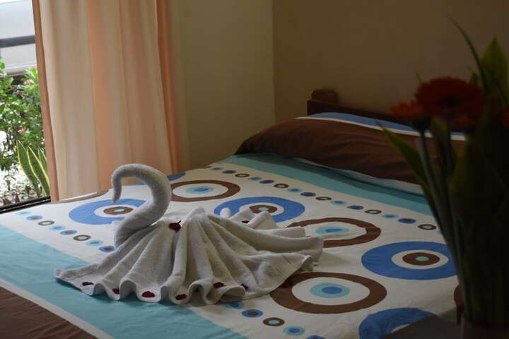 Room 3 of 46