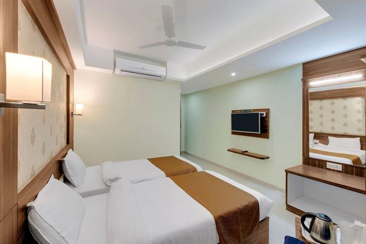 Room 16 of 61