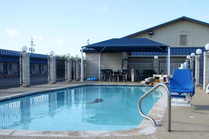 Pool 26 of 35