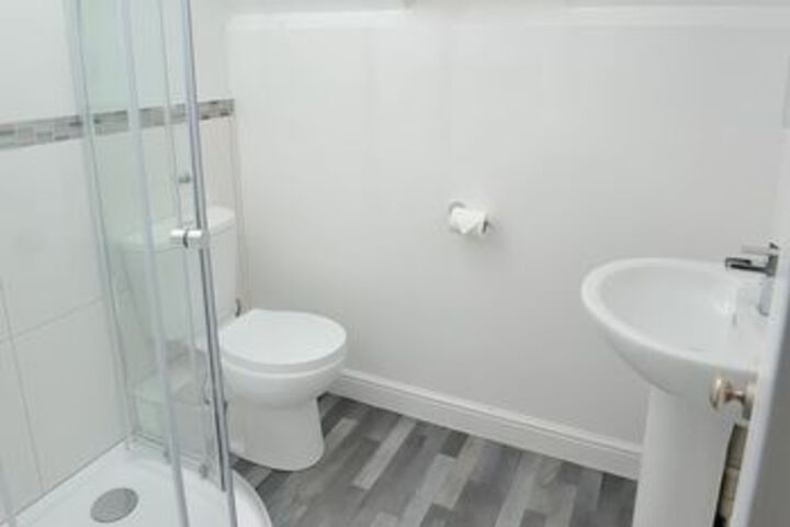 Room 2 of 47