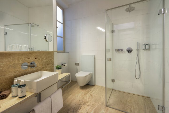 Bath Interior