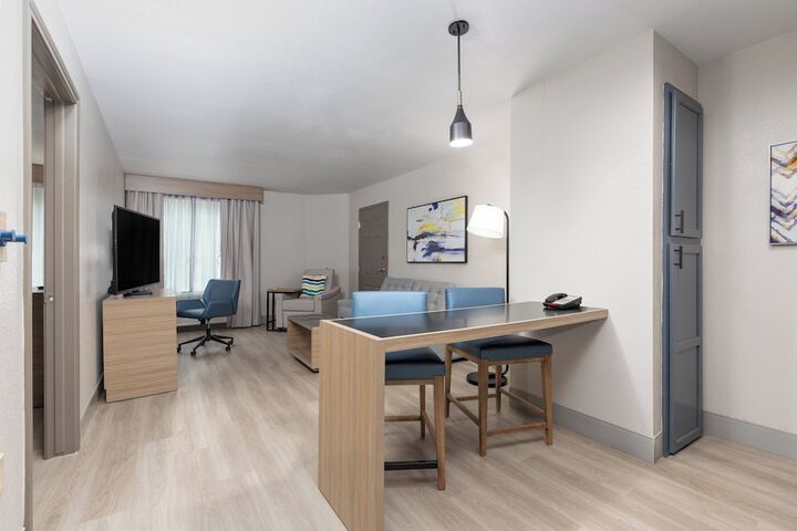 Room 43 of 86