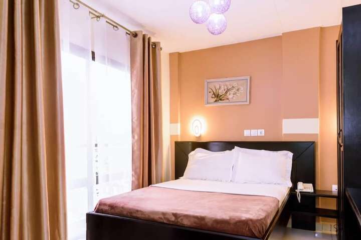 Room 4 of 29