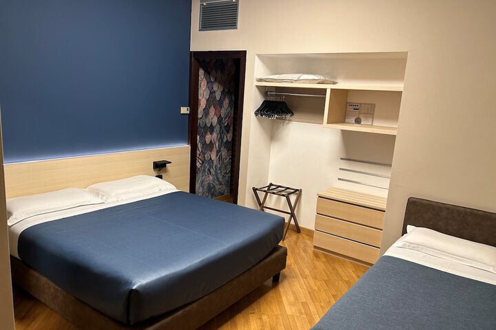 Room 43 of 60