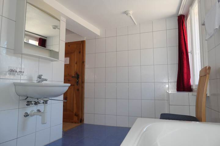 Room 35 of 49