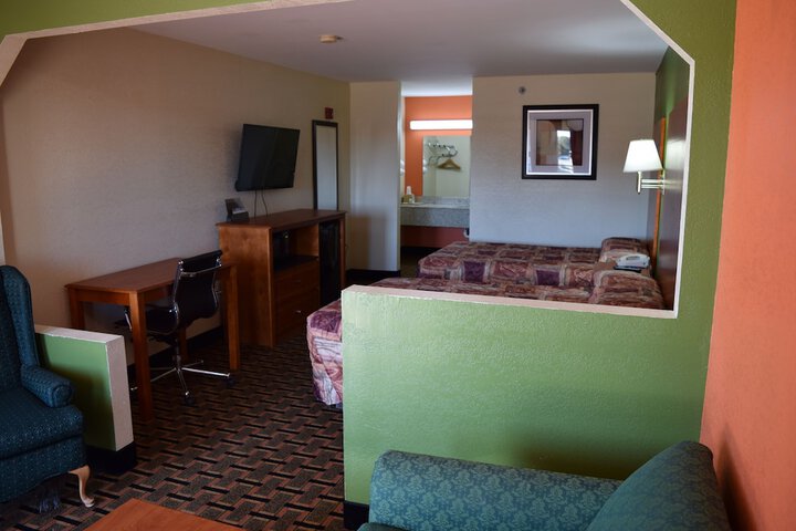 2 Double Beds (2 of 5)
