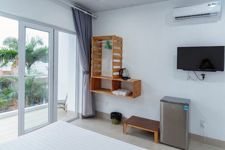 Room 12 of 49